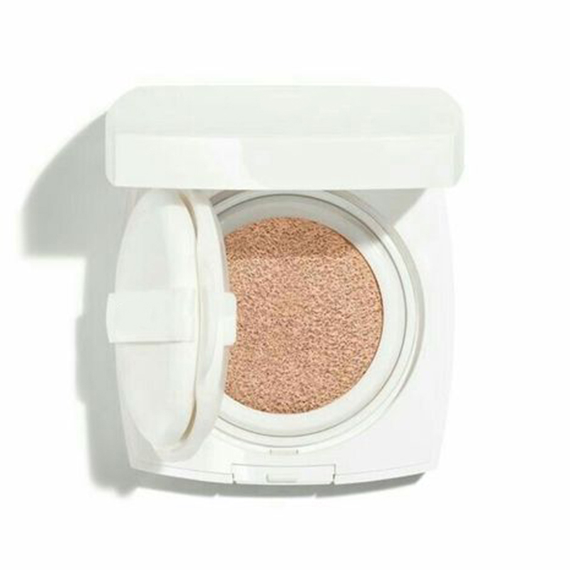 Тональный крем-кушон с эффектом сияния и нежным прикосновением